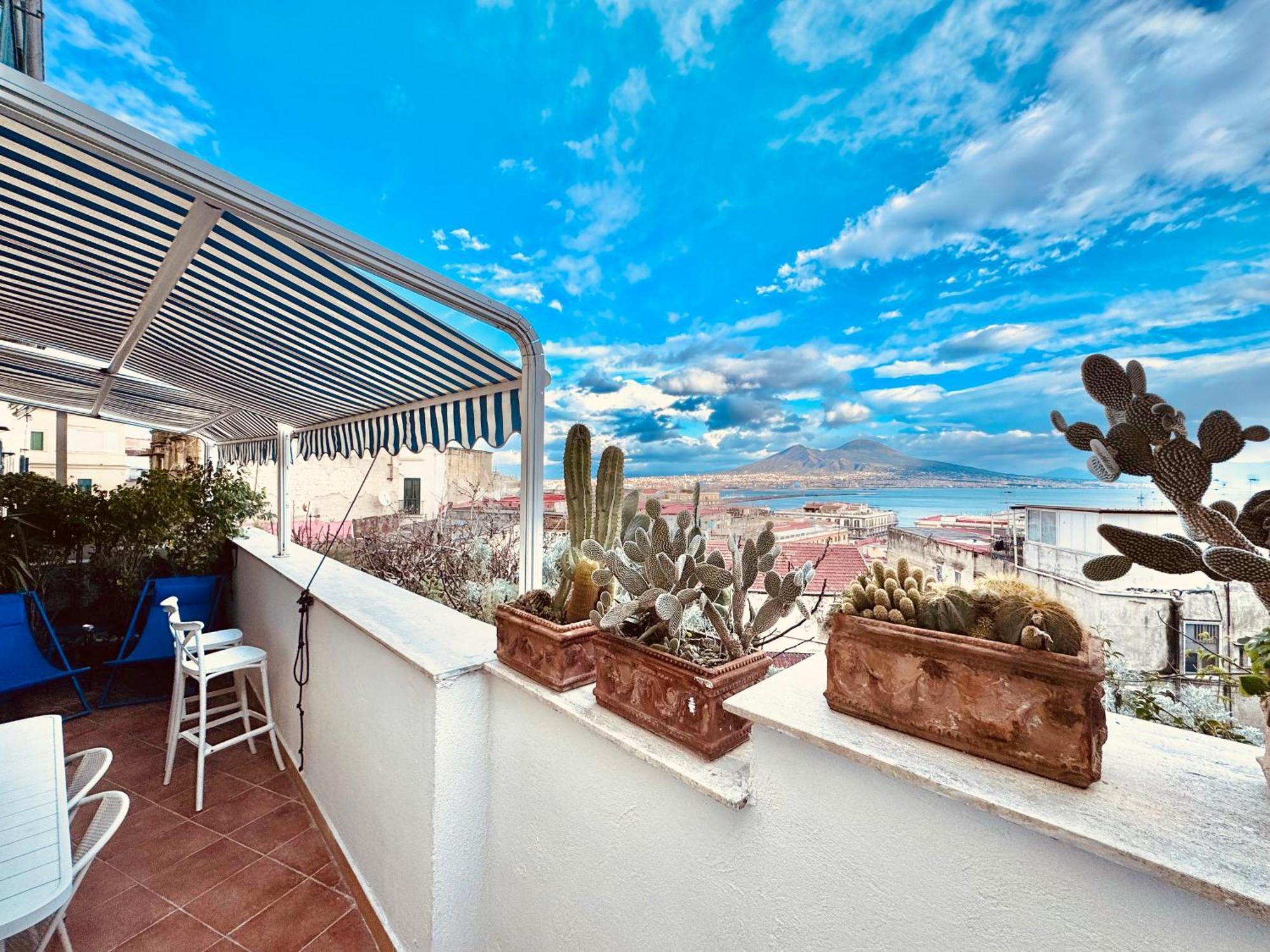 Alma De Templarsf - Stunning Design Home With Sea View And Terrace Napoli Bagian luar foto