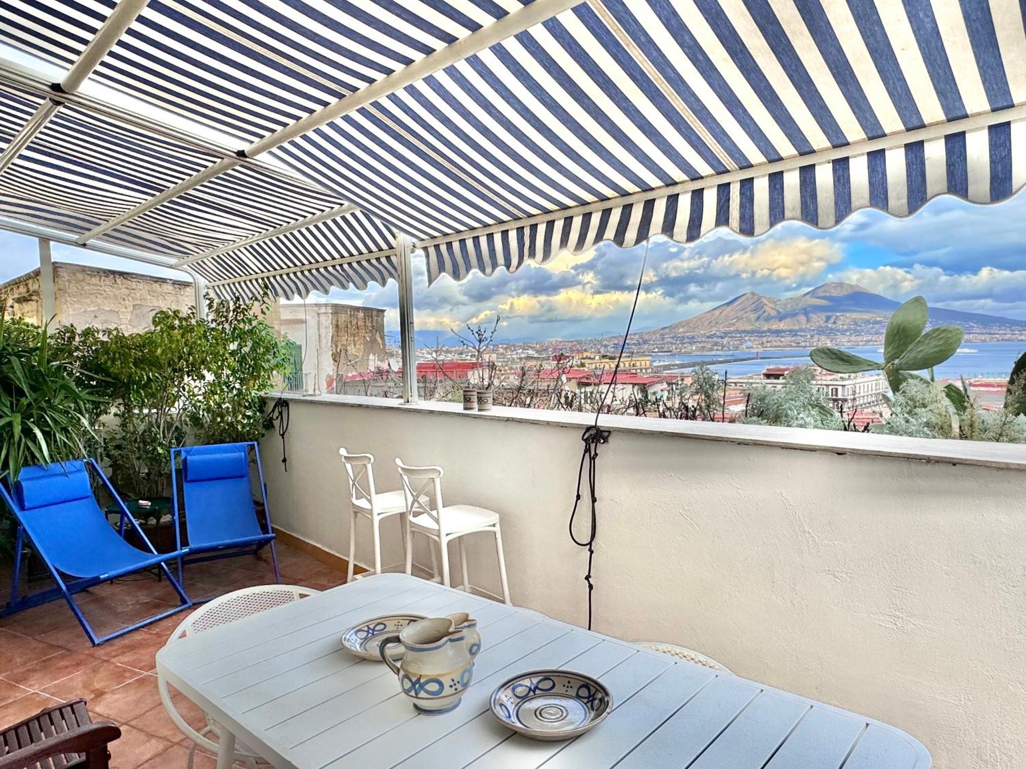 Alma De Templarsf - Stunning Design Home With Sea View And Terrace Napoli Bagian luar foto